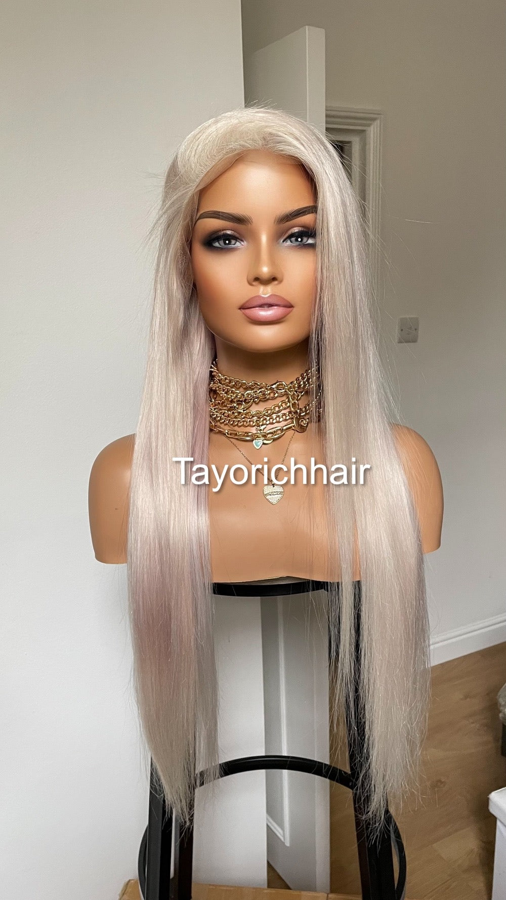 Platinum Blonde Straight Human Hair Wig In 24 Inches•HD Lace Front Wig With Free Part•Soft Hair Wig For Women Hairloss Alopecia•180% Density