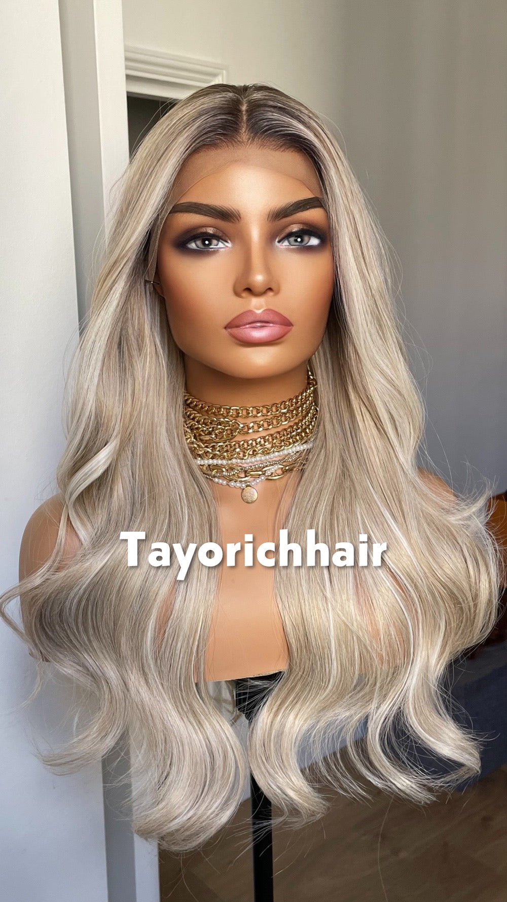 Rooted Champagne Blonde Lace Front Wig: 20 Inch Wavy Hair, Alopecia, Hairloss Wigs By Tayorichhair