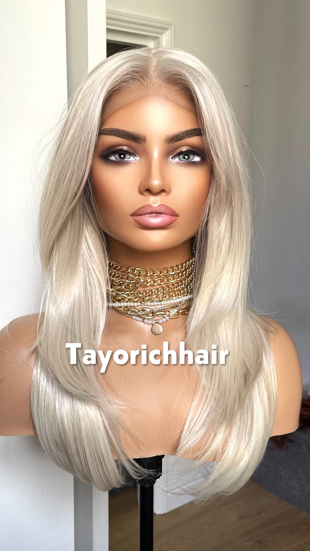 Scandinavian Platinum Blonde Lace Frontal Wig: Lowlights Heat-Friendly Synthetic Wig, 16 Inch Hair By Tayorichhair
