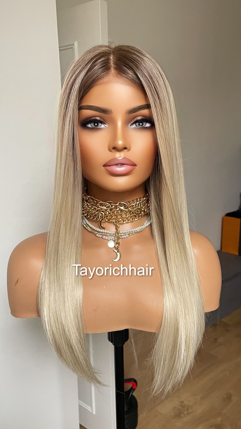 Sun Kissed Blonde Synthetic Lace Frontal Wig With Dark Roots/ 18 inches Straight Blonde Wig With 13x6 Wide Swiss Lace/ Heat Friendly Wigs