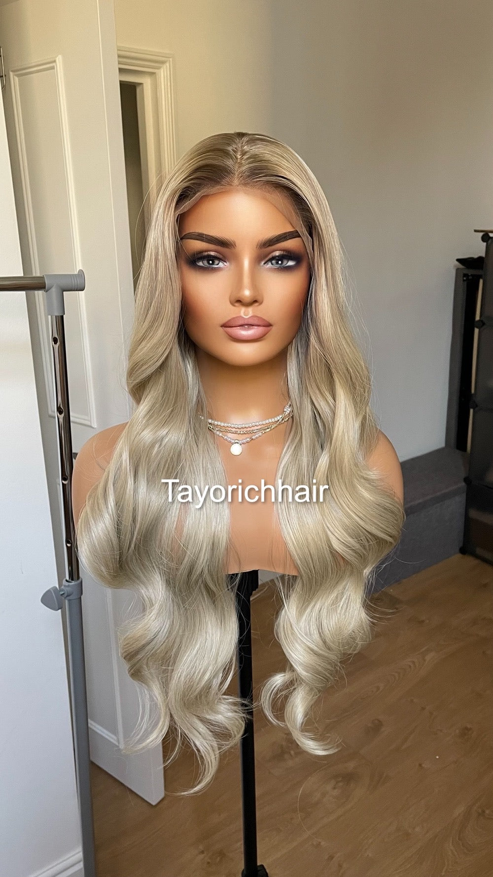 Ash Platinum Blonde Lace Front Wig With Dark Roots/ 13x4 Lace Front/ Heat Safe Sythetic Lush Wavy Lace Wig For Women/ Averrage Medium Cap Size