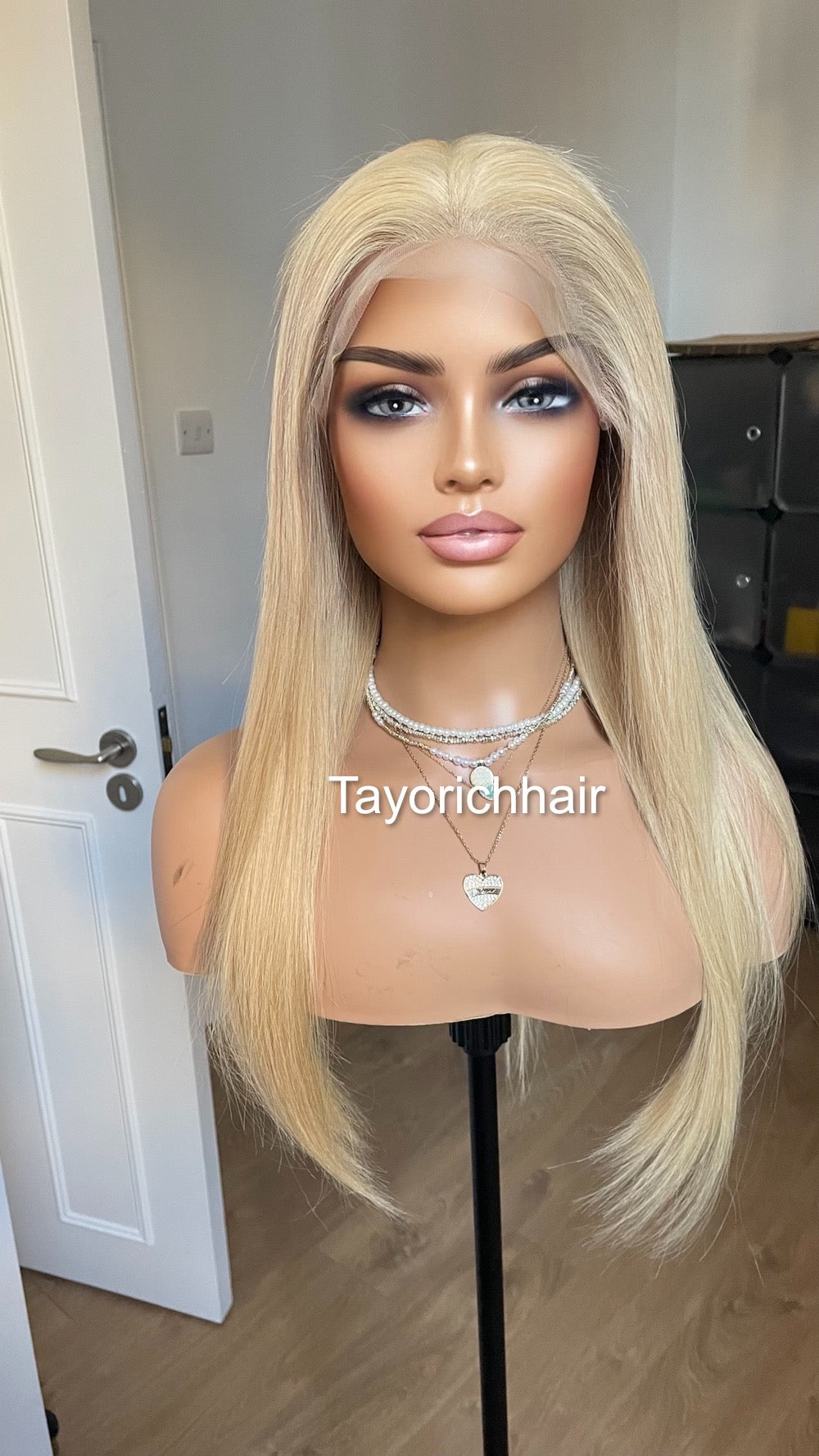 Blonde Human Hair Lace Wig/ Blonde Real Hair Wig In 20 Inches/ Blonde Staight Hair Wig By Tayorichhair/13x6 Lace Small Cap Size Wig