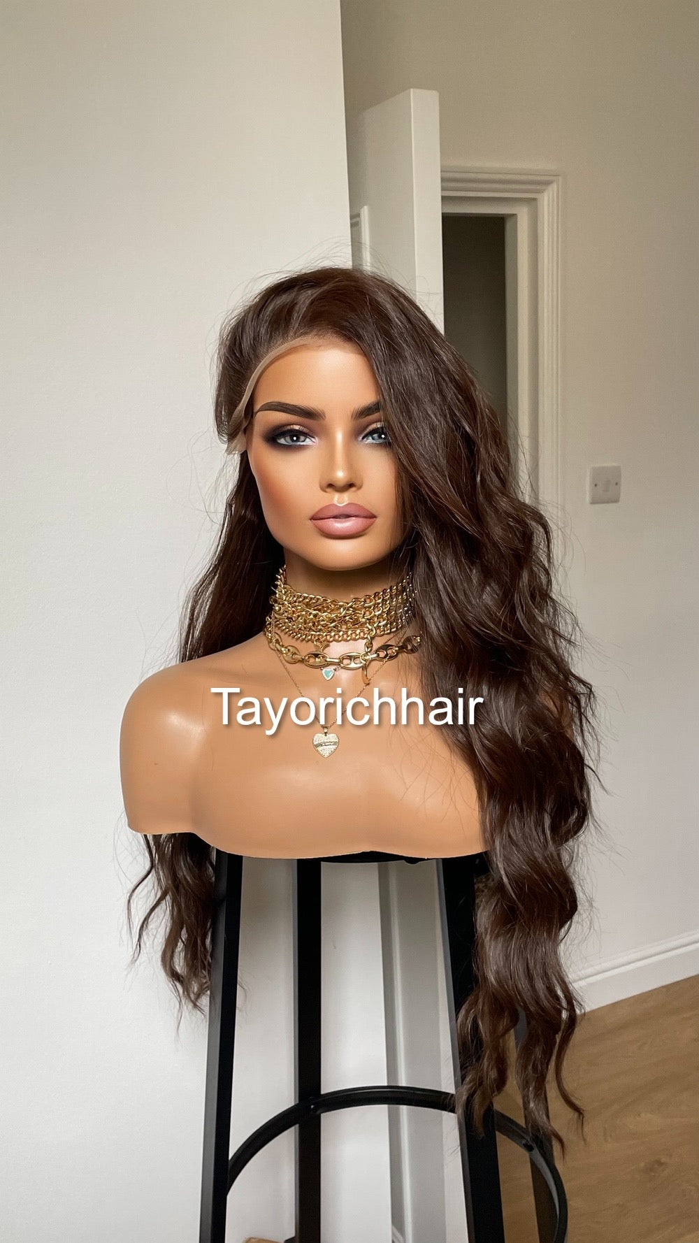 Brunette Dark Brown Lace Front Wavy Wig For Women Natural Looking 13x6 Ocean Wave Lace Front Wig Realistic Hair Line Heat Friendly Synthetic