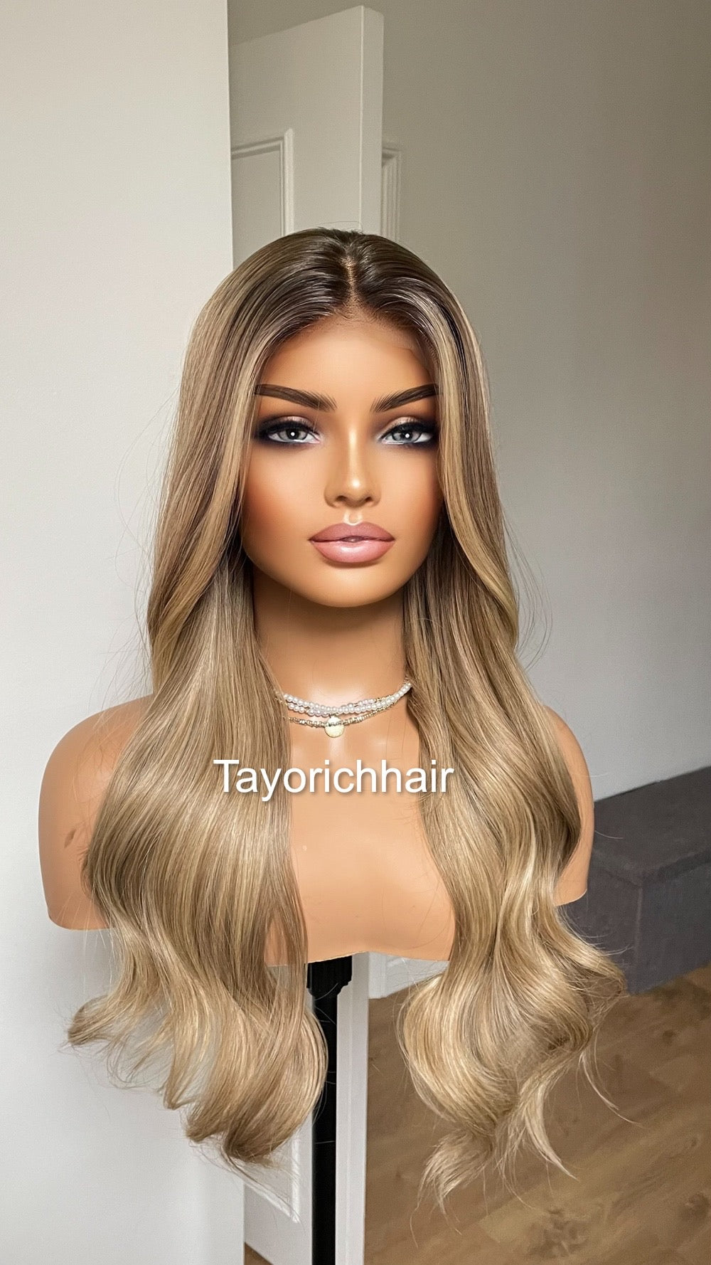 20 Inches Ash Blonde With Dark Roots/ Front Wig/ Natural Realistic Soft Synthetic Lace Wigs For Women/Ready To Ship Wigs