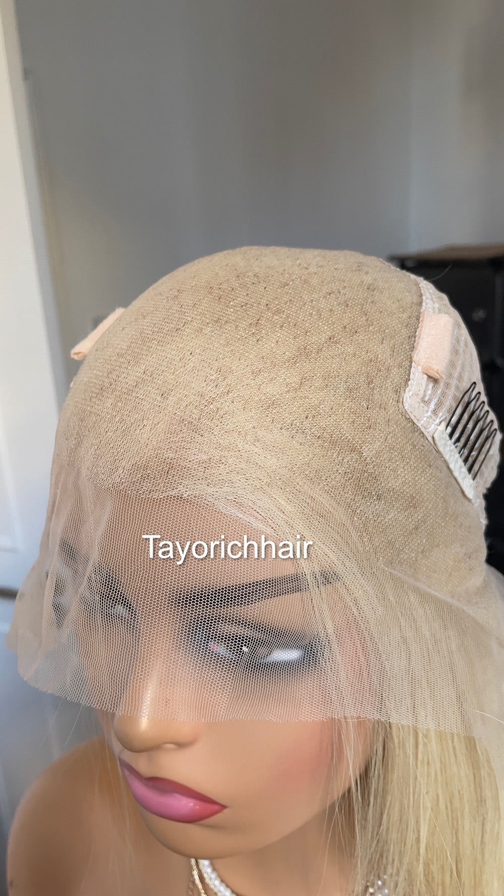 Blonde Human Hair Lace Wig/ Blonde Real Hair Wig In 20 Inches/ Blonde Staight Hair Wig By Tayorichhair/13x6 Lace Small Cap Size Wig