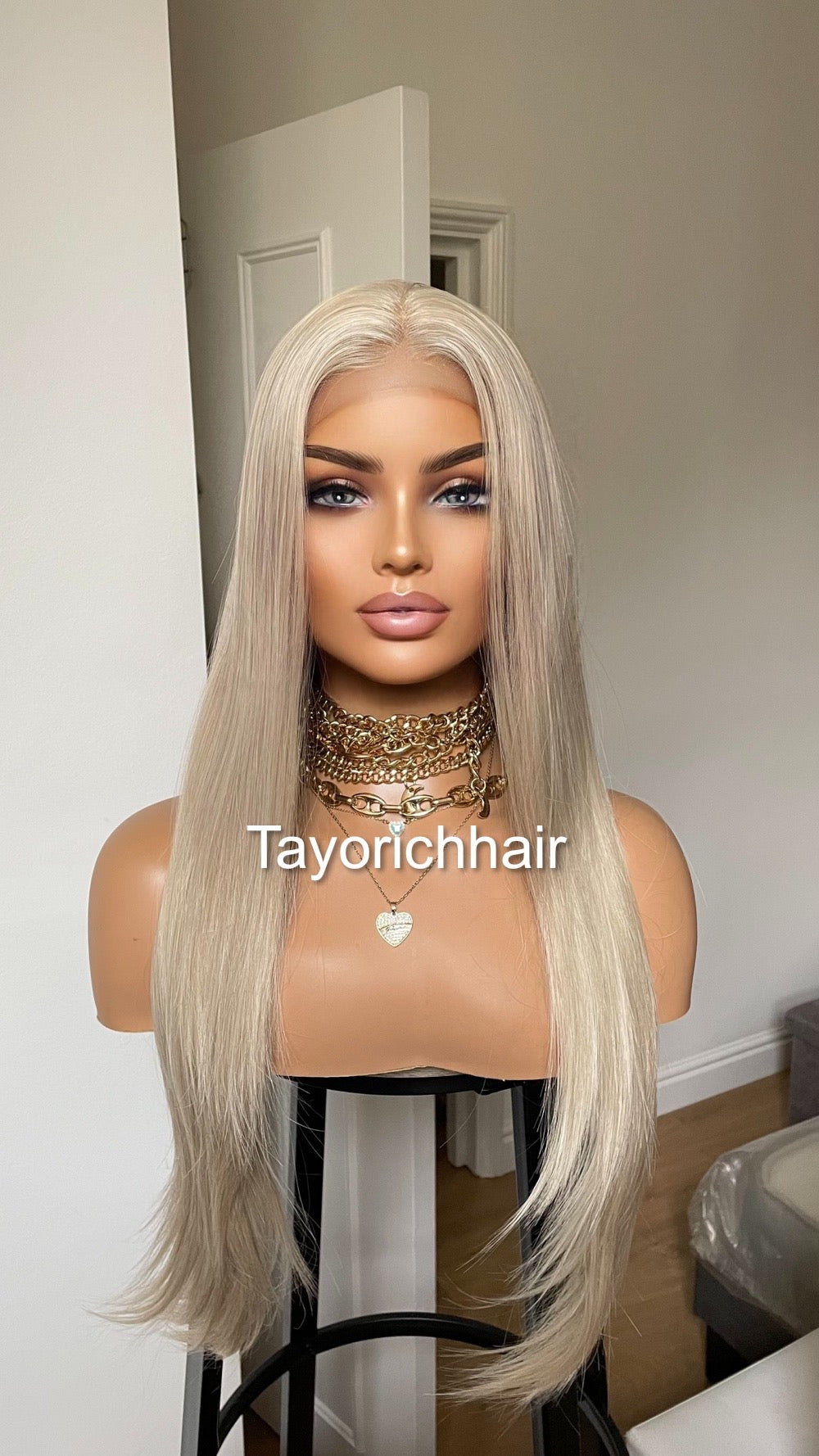 Pearl Blonde Synthetic Lace Wig