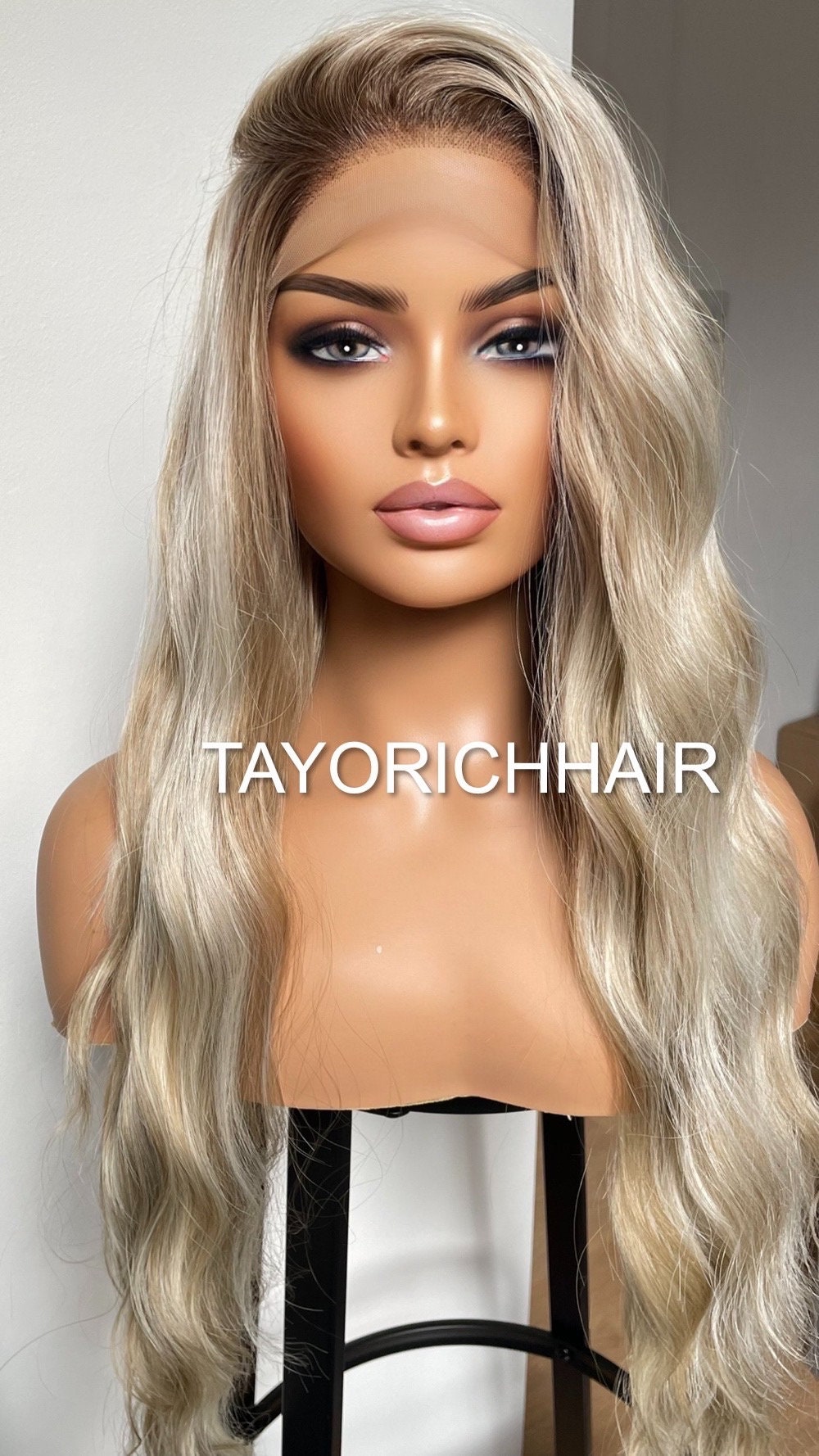 Mixed Ash And Platinum Blonde Synthetic Lace Front Wig/ Dark Roots/ Beach Waves Realistic Hairline Wig/ Natural Looking Wig For Women
