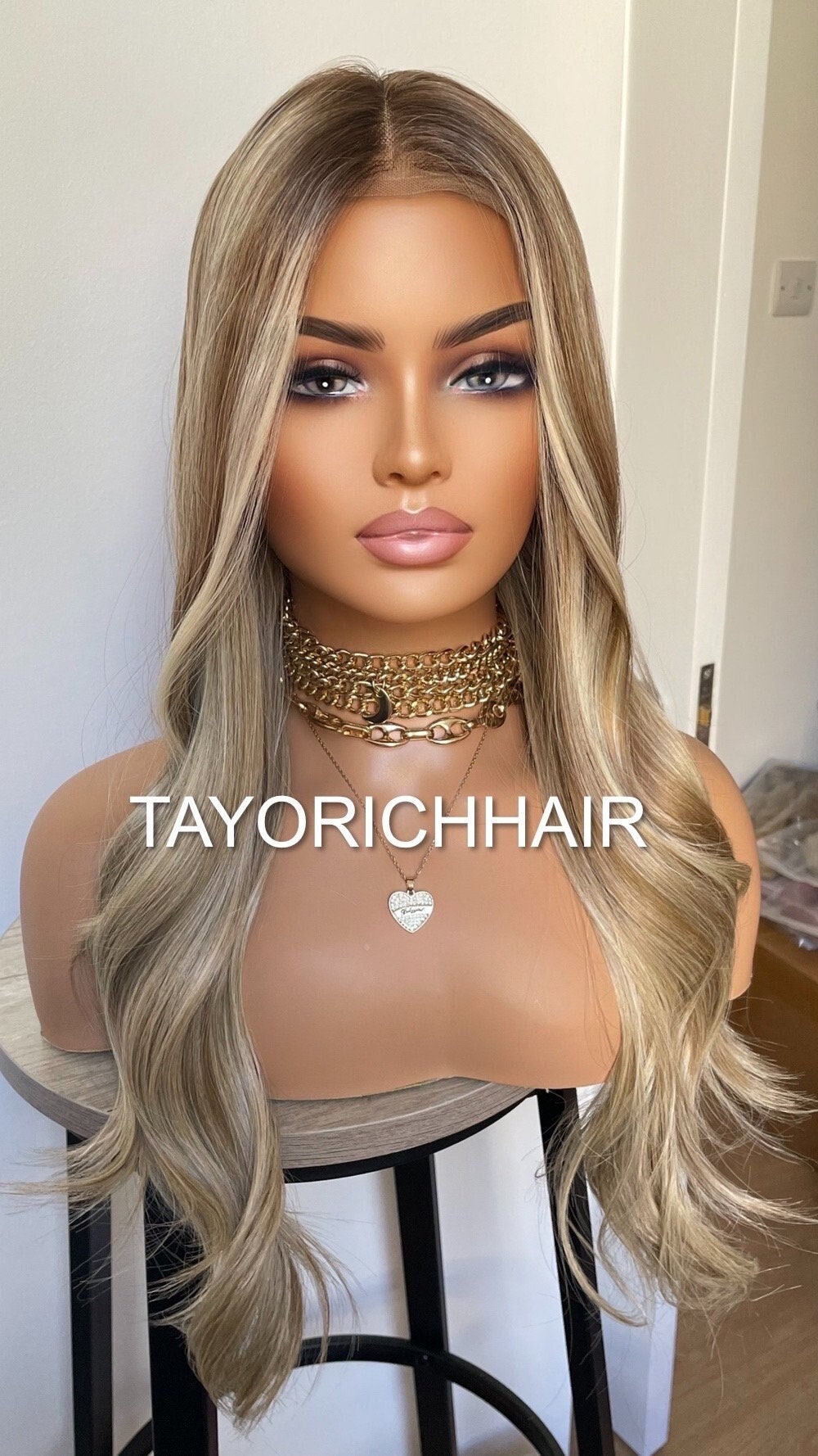 New 20 Inches Mixed Blonde Synthetic Lace Front Wig/ Average Cap Size/ 13x4 Swiss Lace / Realistic Natural Looking Wig/ Ready To Ship Wigs