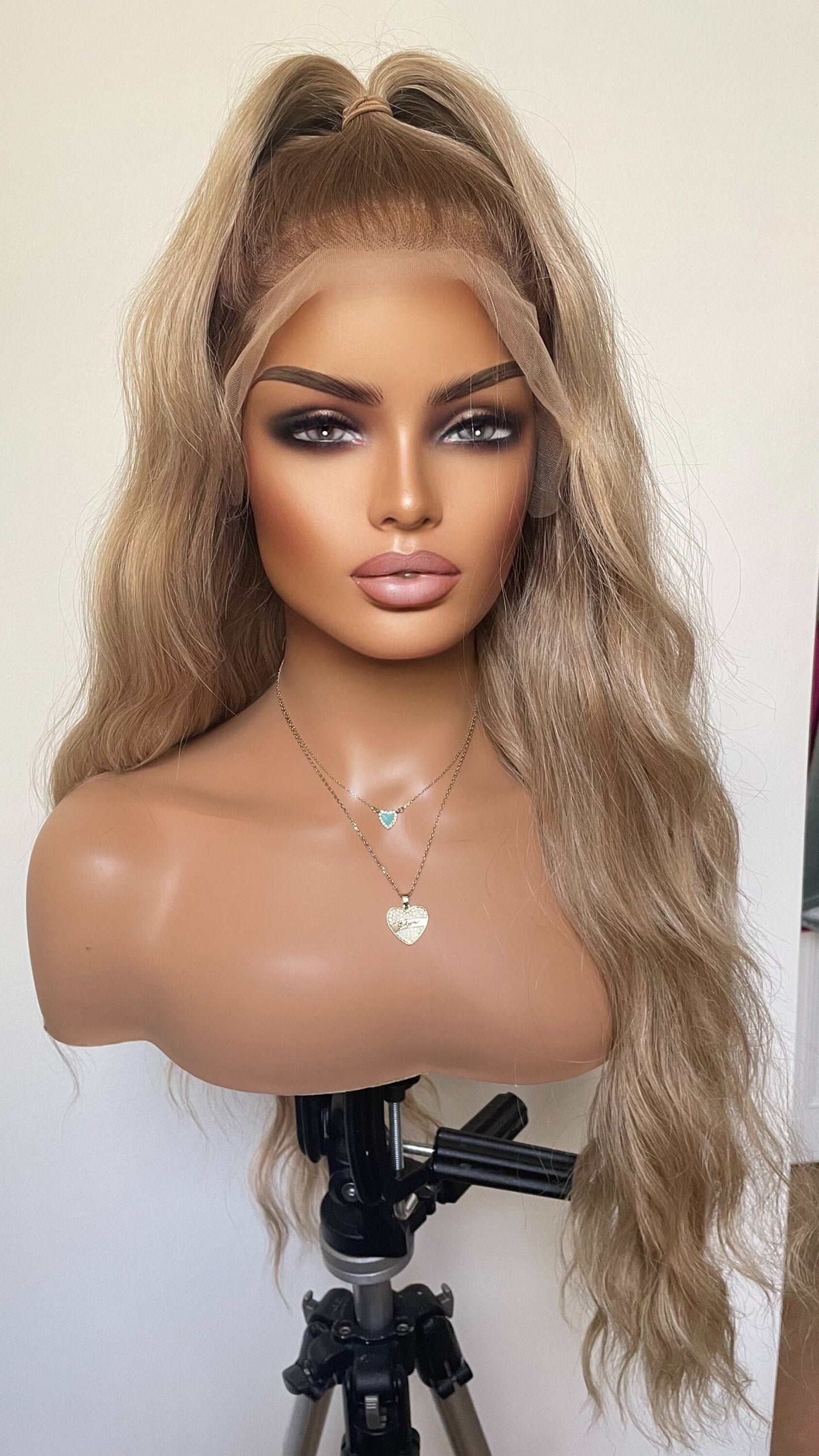 Honey Blonde Long Wavy Hair With Darker Roots 13x6 Wide Free Part Lace Front Wig/ Long Ocean Wave Mixed Blonde Synthetic Wig/ Average Cap
