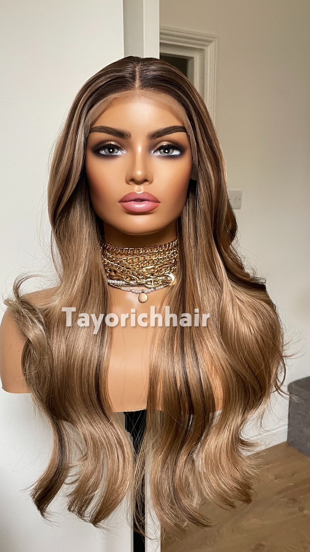 Rooted Dark Blonde Lace Wig With Highlights; Wavy Hair, Heat Resistant Synthetic