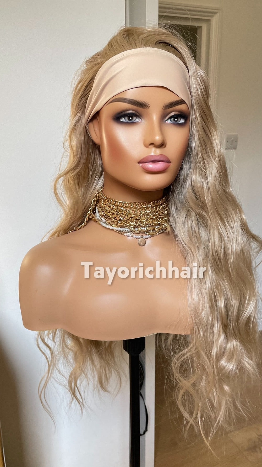 Glueless Ponytail Wig: Heat-Safe Synthetic Updo with Headband