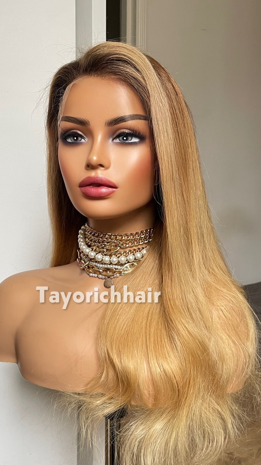 18-Inch Golden Blonde Human Hair Wig with Dark Roots – 13x4 HD Lace Frontal