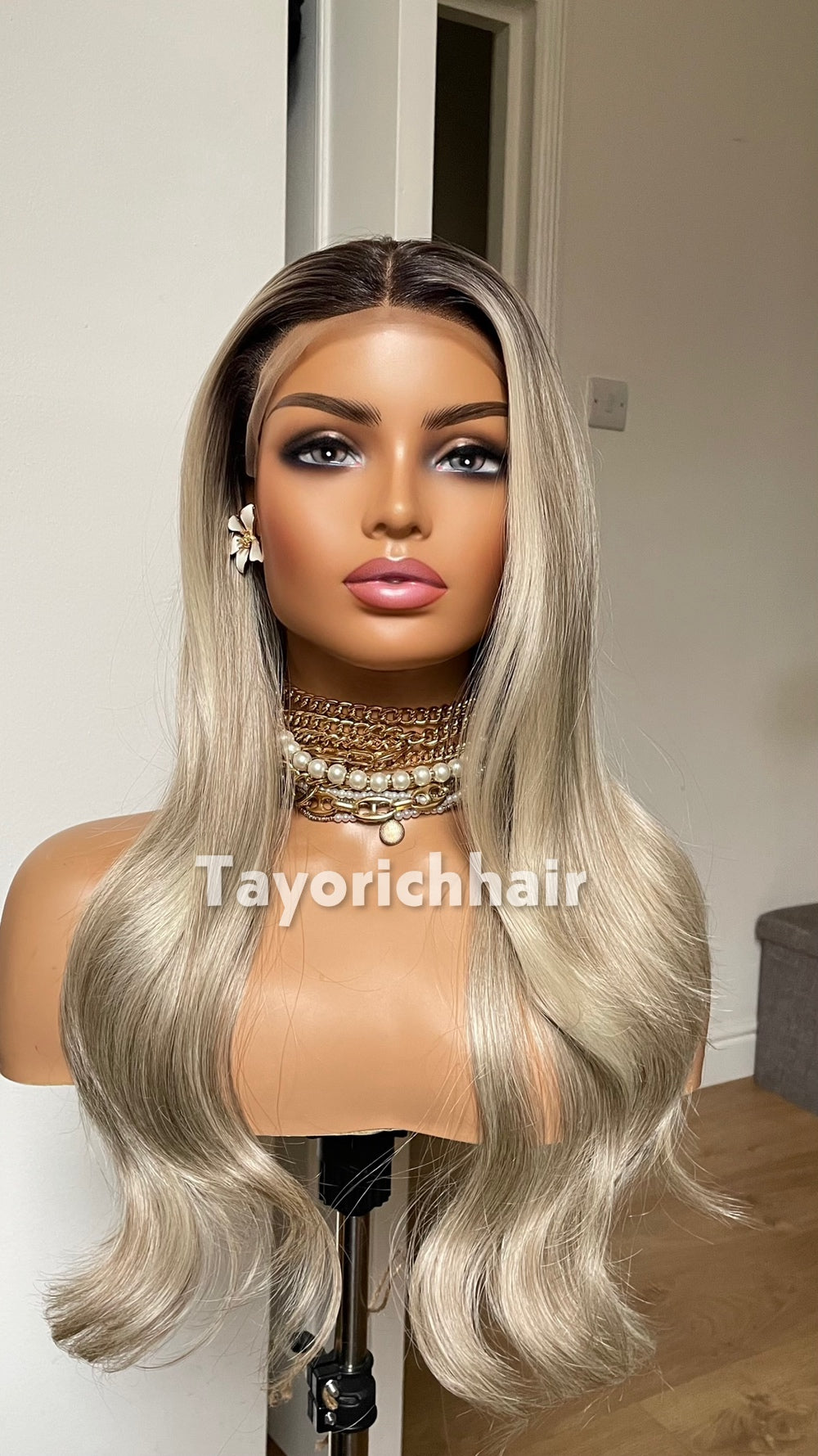 Dark Ash Blonde Synthetic Lace Front Wig with Black Roots & Money Piece Highlights – 18/20 Inch