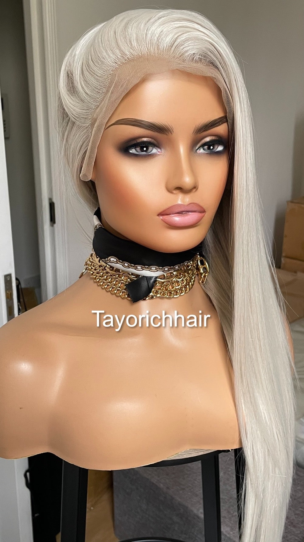 Ice Blonde Platinum Blonde Straight Synthetic Lace Wig/ Lace Front heat Resistant Luxury Synthetic Wig /13x4 Ash White Free Part Wigs