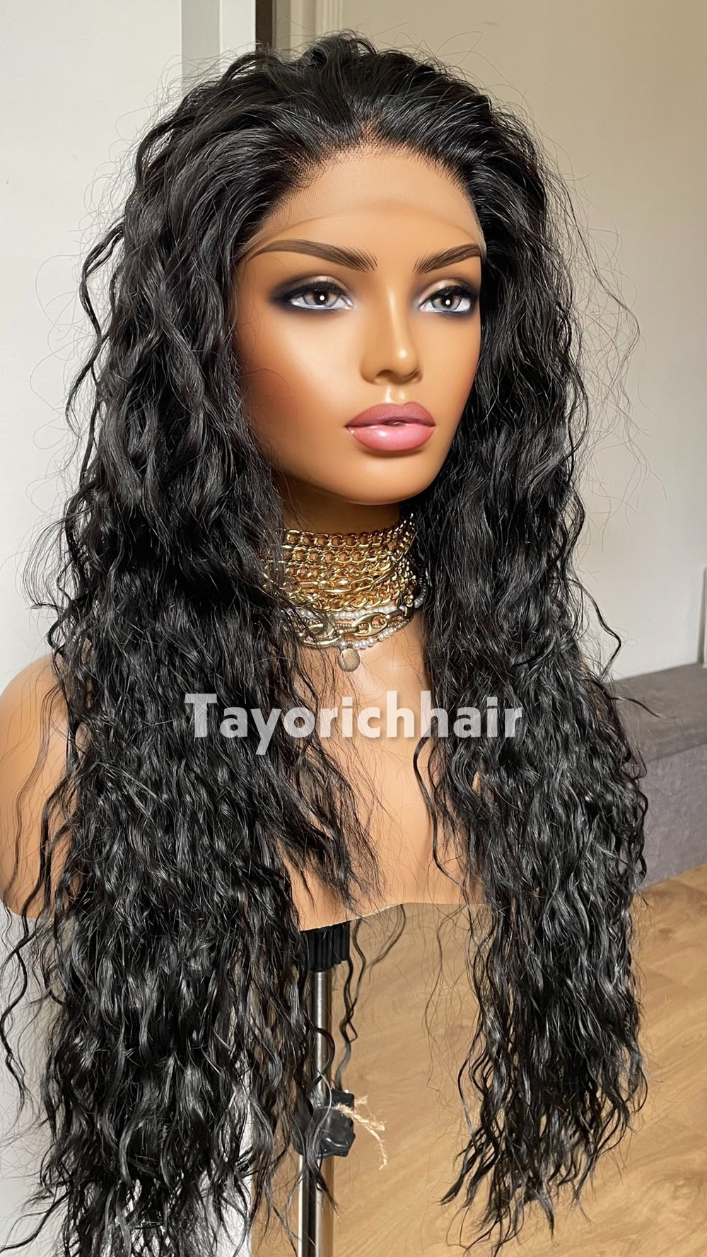 Black 20” Lightweight Curly Wig | 13x3 Free-Part Lace