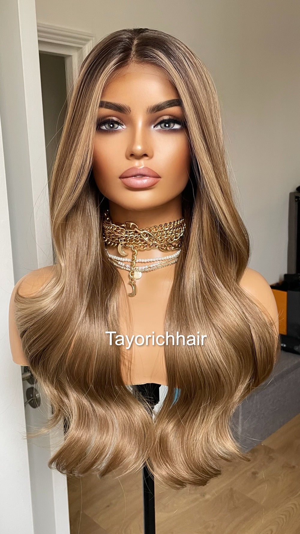 20 Inches Mixed Blonde Lace Front Wig/ Dark Roots /Natural Realistic Soft Synthetic Lace Wigs For Women/Ready To Ship Wigs/ Money Piece Wig