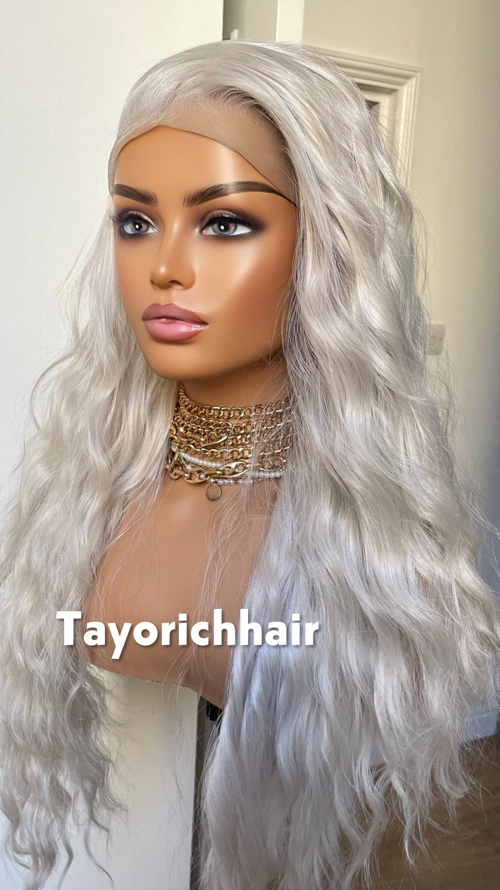 Tayorichhair Icy Platinum Blonde Loose Curls Wig – 24" Heat-Resistant Synthetic Unit (13x4 Transparent Lace, Free Part, Plain Blonde, No Roots)