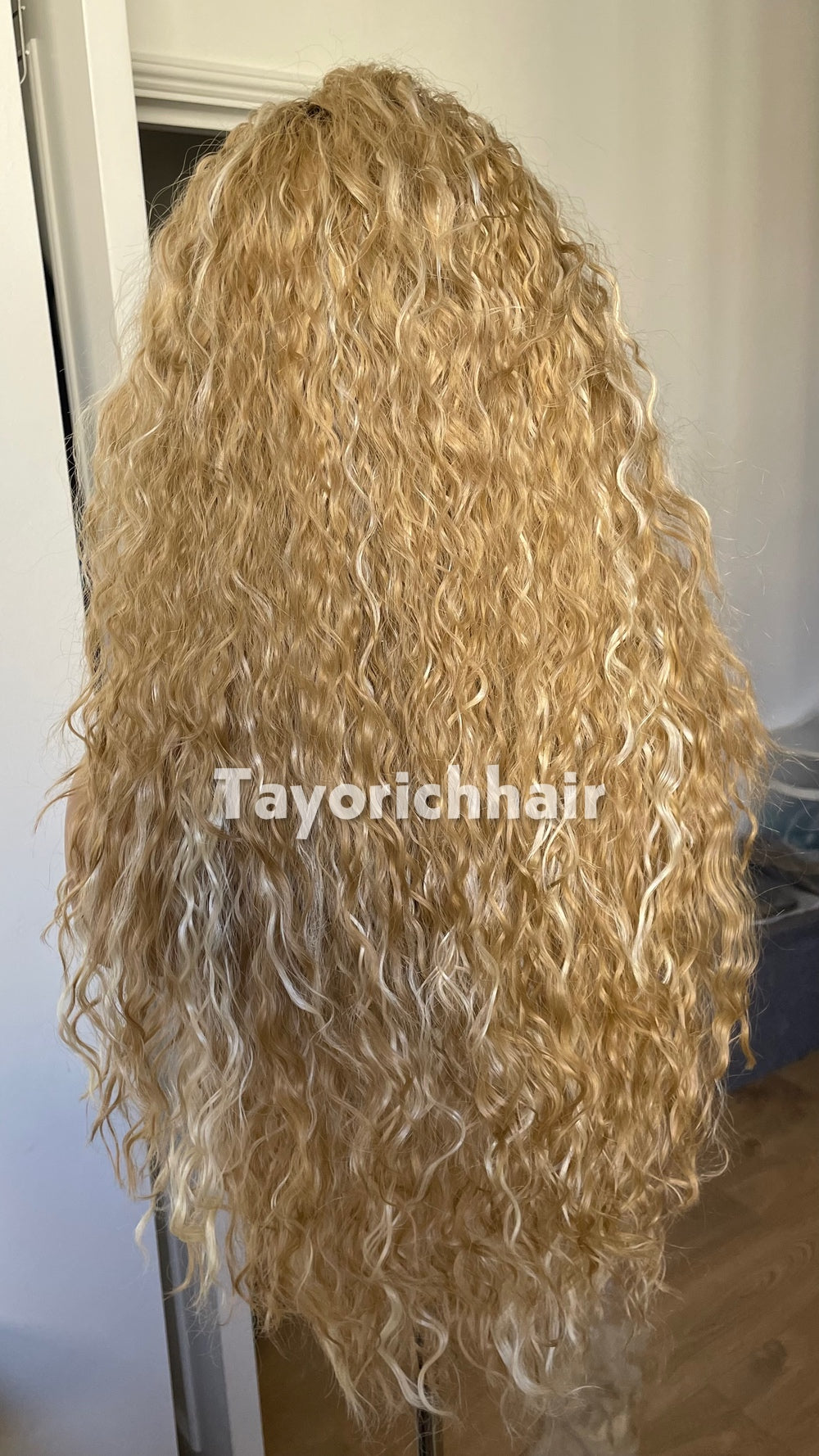 Strawberry Blonde Beach Curly Wig | 22” Layered Heat Safe Synthetic Wig | Blonde Streaks & Dark Roots | 13x3 Transparent Lace | Tayorichhair