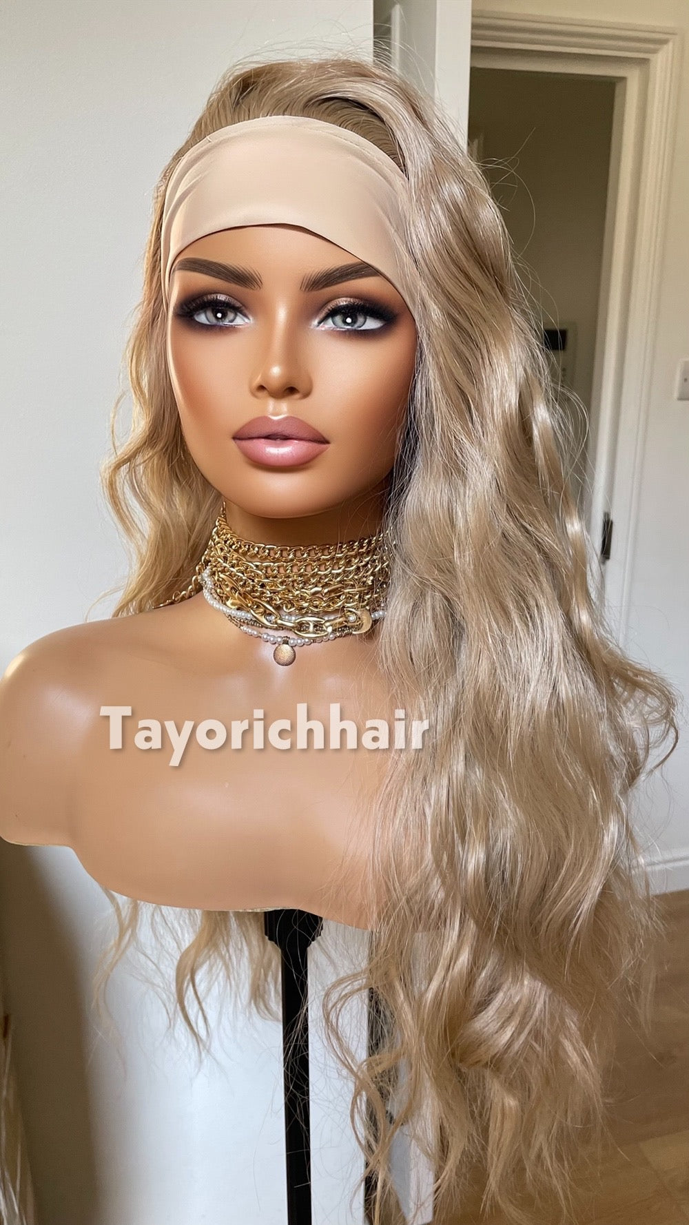 Glueless Ponytail Wig: Heat-Safe Synthetic Updo with Headband