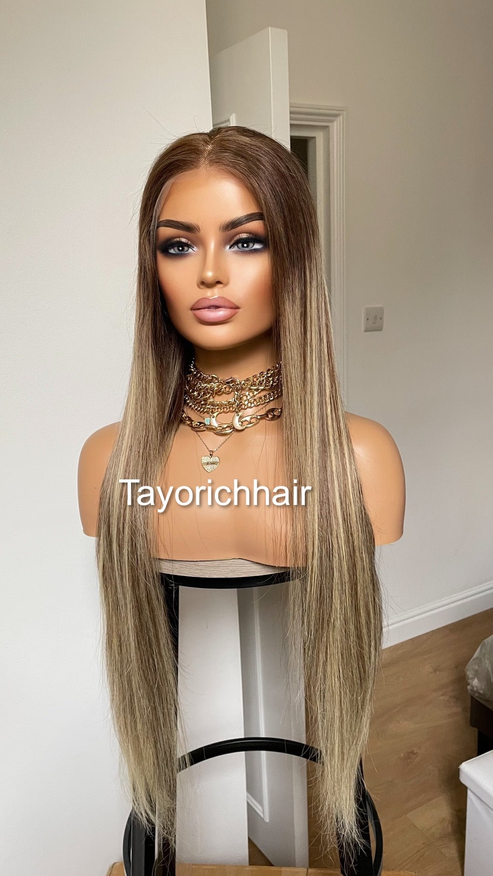 Ombre Balayage Brazilian Human Hair Wig•13x4 HD Lace Wig•Dark Brown Roots 26 Inches Long Straight Hair Wig•Ready To Ship Wig For Hairloss