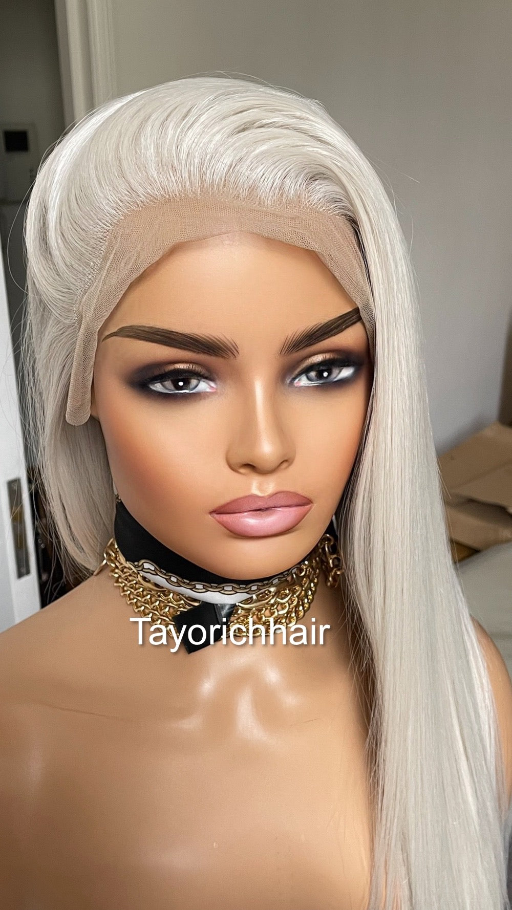Ice Blonde Platinum Blonde Straight Synthetic Lace Wig/ Lace Front heat Resistant Luxury Synthetic Wig /13x4 Ash White Free Part Wigs