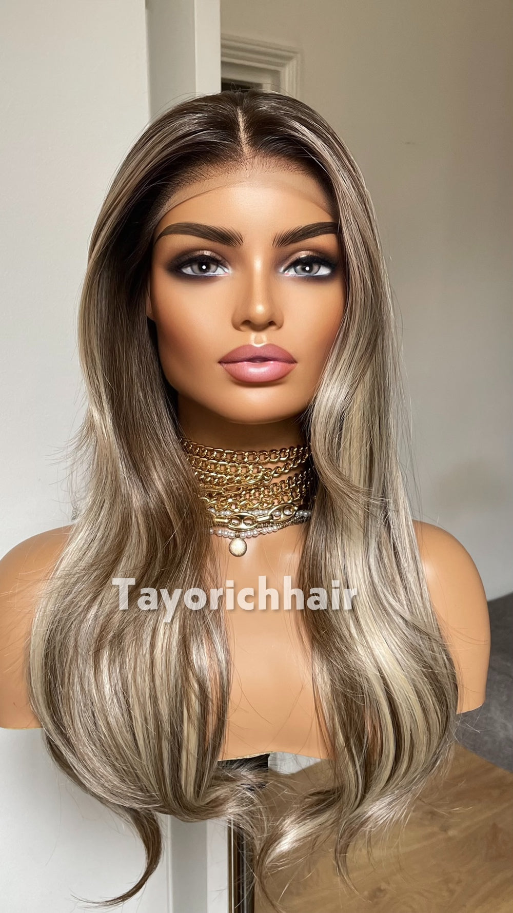 Dark Brown & Blonde Mixed Wig | 20” Wavy Glueless
