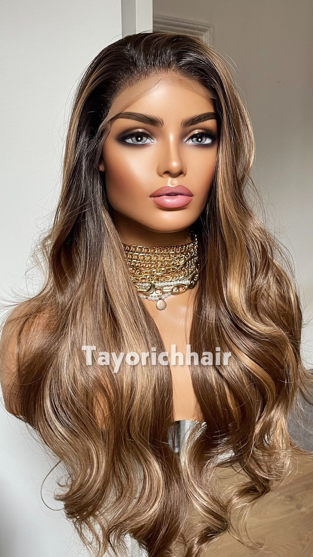 Tayorichhair 26-Inch Multi-Tonal Toffee Brown Bavy Wavy Synthetic Wig – Black Roots, 13x4 Transparent Lace Front, Medium Cap Elegant Daily Wear Unit