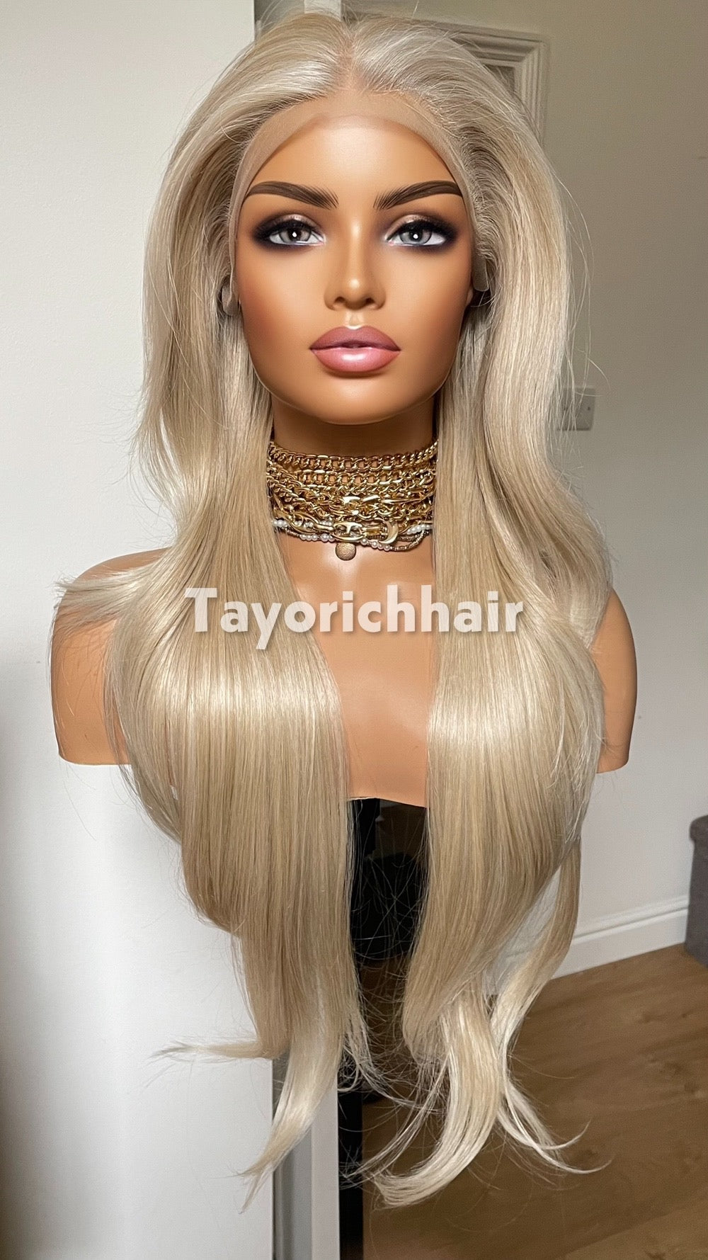 Light Honey Blonde Wig With Highlights; Curtain Bangs, Lace Front Synthetic Wig