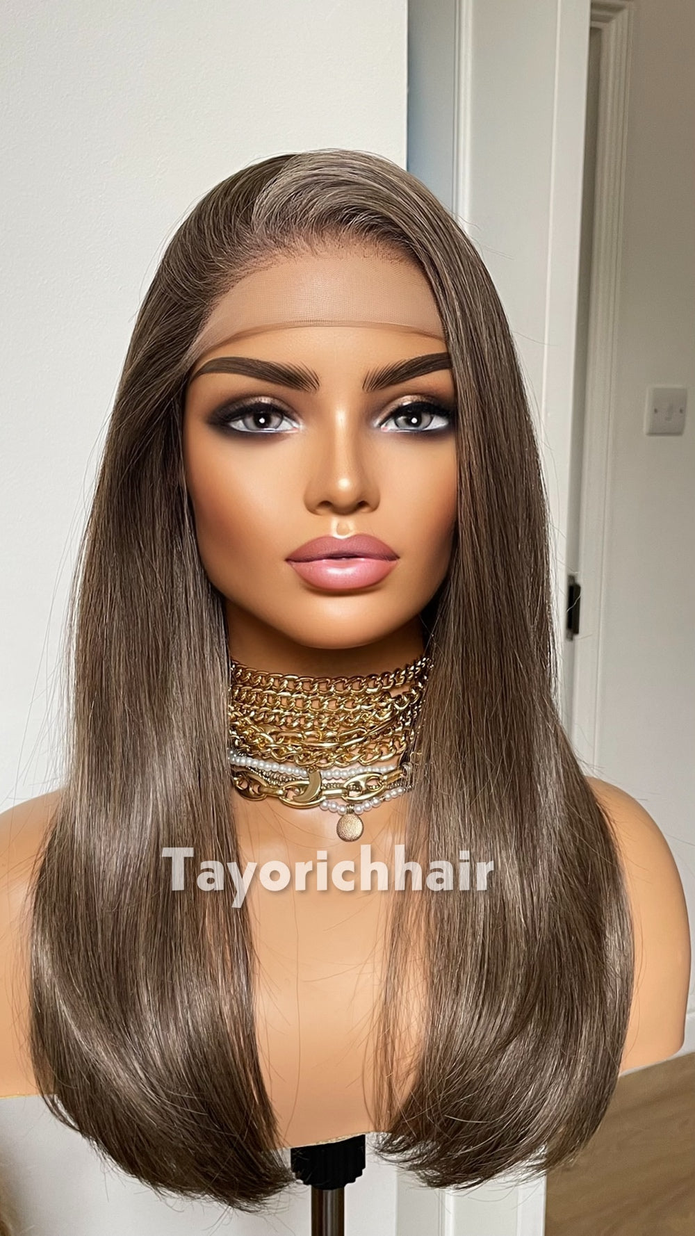 TayoRichHair | 16" Dark Ash Blonde Straight Lace Front Wig (13x4 Lace, Beginner Friendly)
