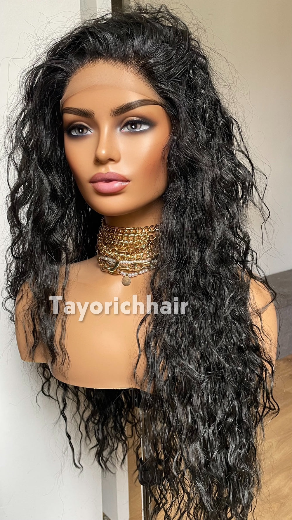 Black 20” Lightweight Curly Wig | 13x3 Free-Part Lace