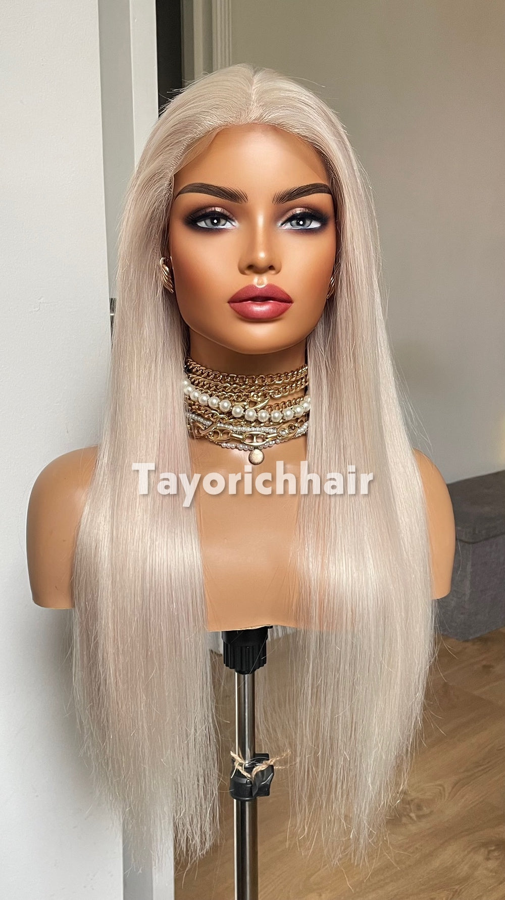 20-Inch Platinum Blonde Straight Human Hair Wig – 13x4 HD Lace, 180% Density