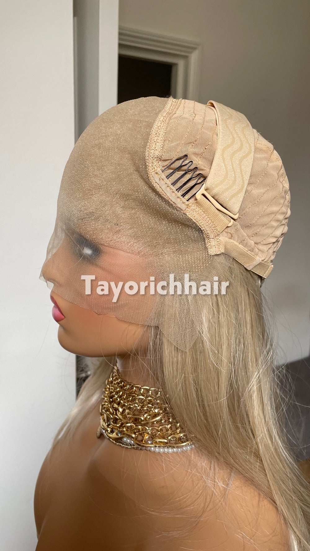 Light Honey Blonde Wig With Highlights; Curtain Bangs, Lace Front Synthetic Wig