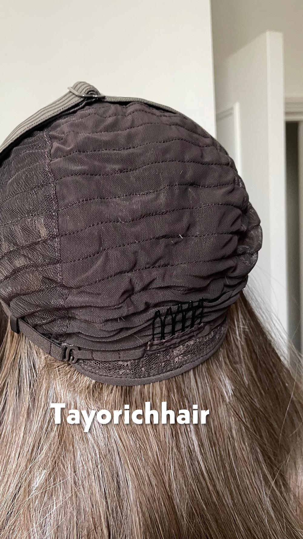 Tayorichhair 20" Dark Ash Blonde Wavy Synthetic Wig – 13x4 Transparent Lace, Glueless Money Piece Highlights (150% Density)