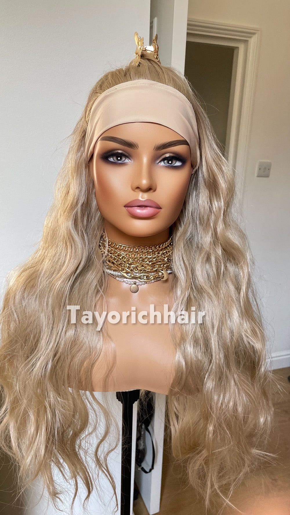 Ponytail Gym Wig With Band / Exercise Wig/ Workout Blonde Wig With Head Band/Heat Safe Synthetic Curly Wig For Running And Daily Workout