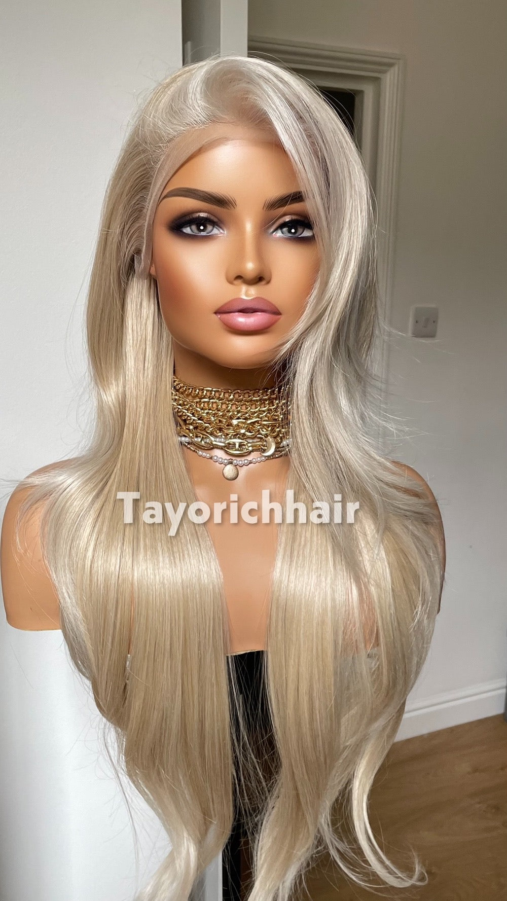 Light Honey Blonde Wig With Highlights; Curtain Bangs, Lace Front Synthetic Wig