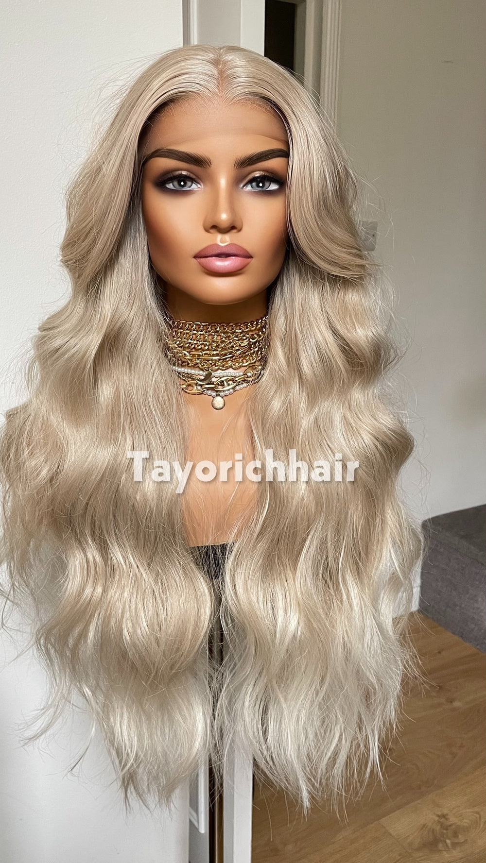 Blonde 26” Wavy Wig | 13x6 Lace & Versatile Part