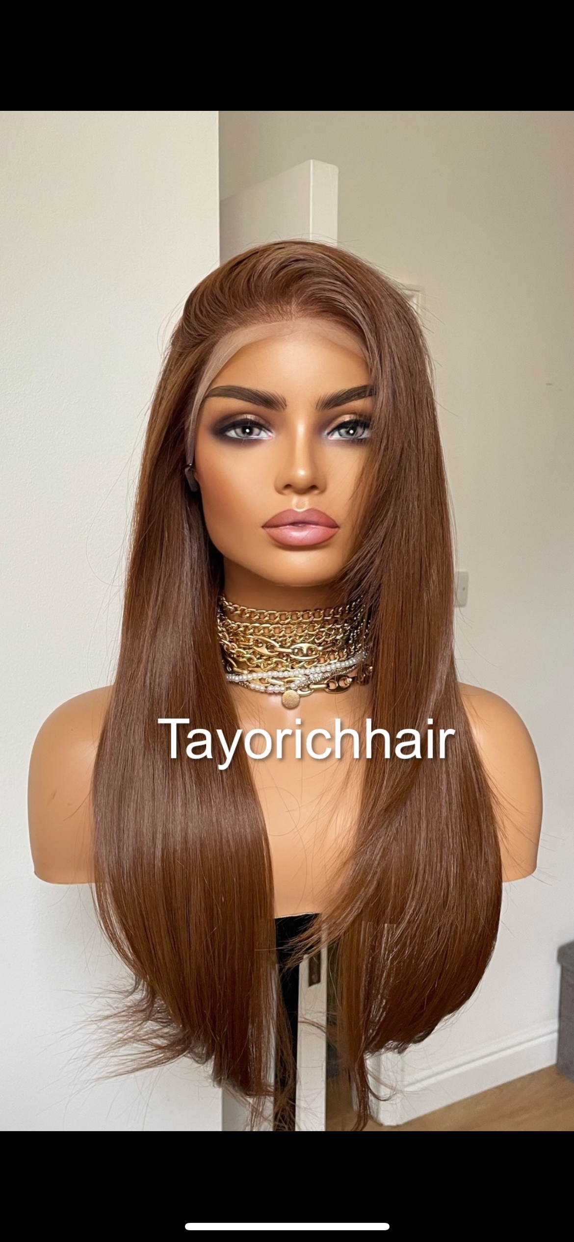 Auburn brown straight wig