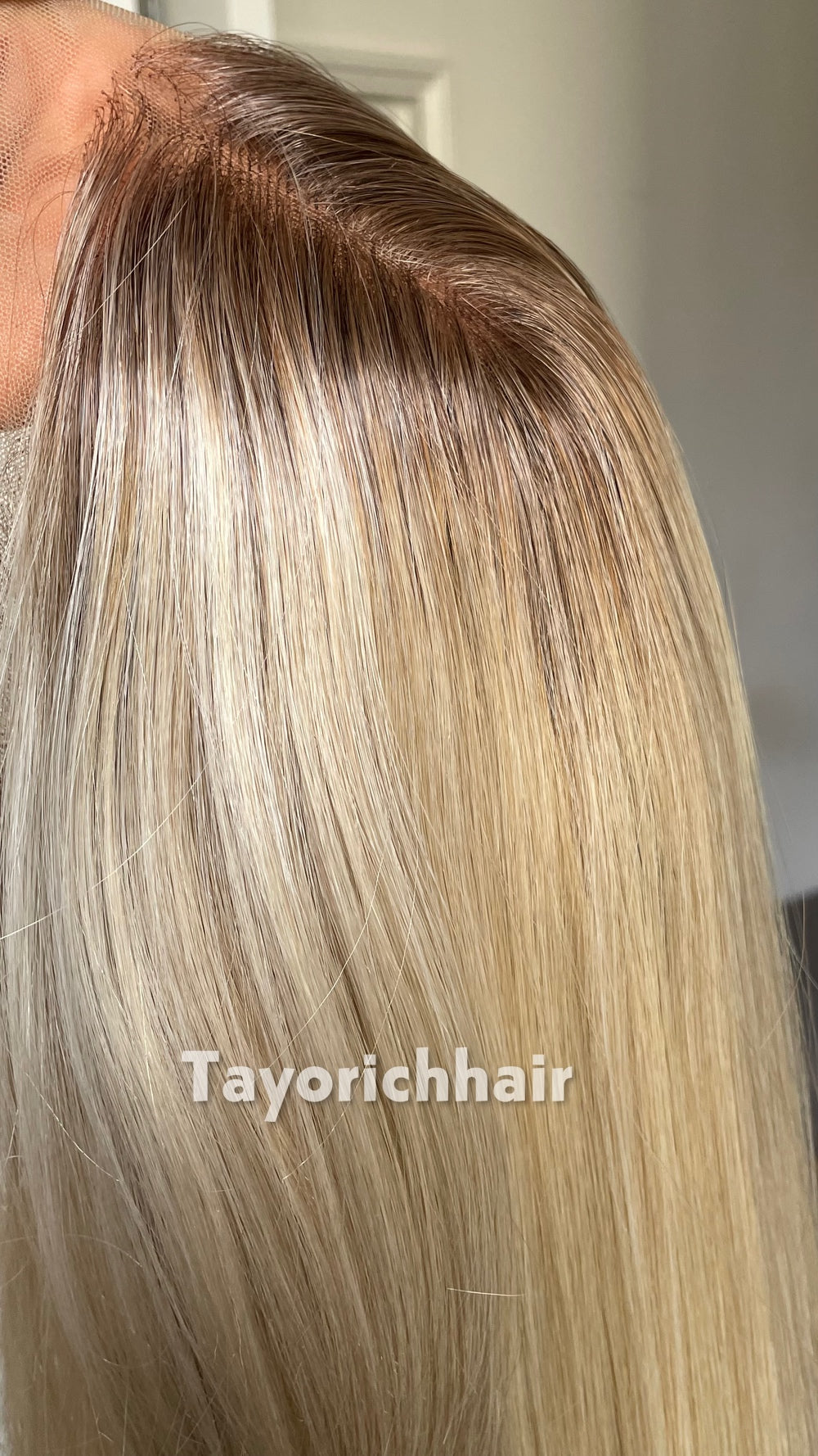 Light Blonde Wig with Dark Roots | 18” Straight