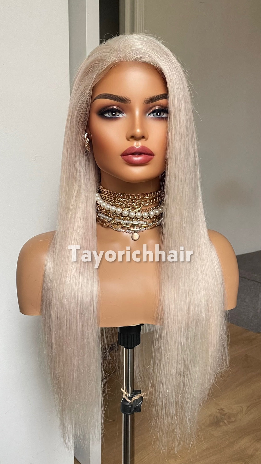 20-Inch Platinum Blonde Straight Human Hair Wig – 13x4 HD Lace, 180% Density