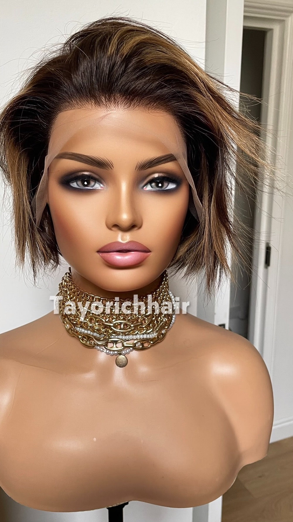 Short Brown Bob Human Hair Wig with Blonde Highlights | Straight 6 Inch Lace Front Wig | Natural Looking Bob Wig