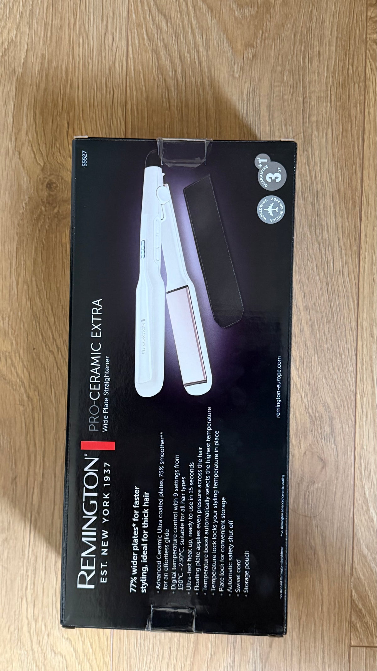 Remington Pro-Ceramic Extra Wide Hair Straightener – White Gloss (S5527)