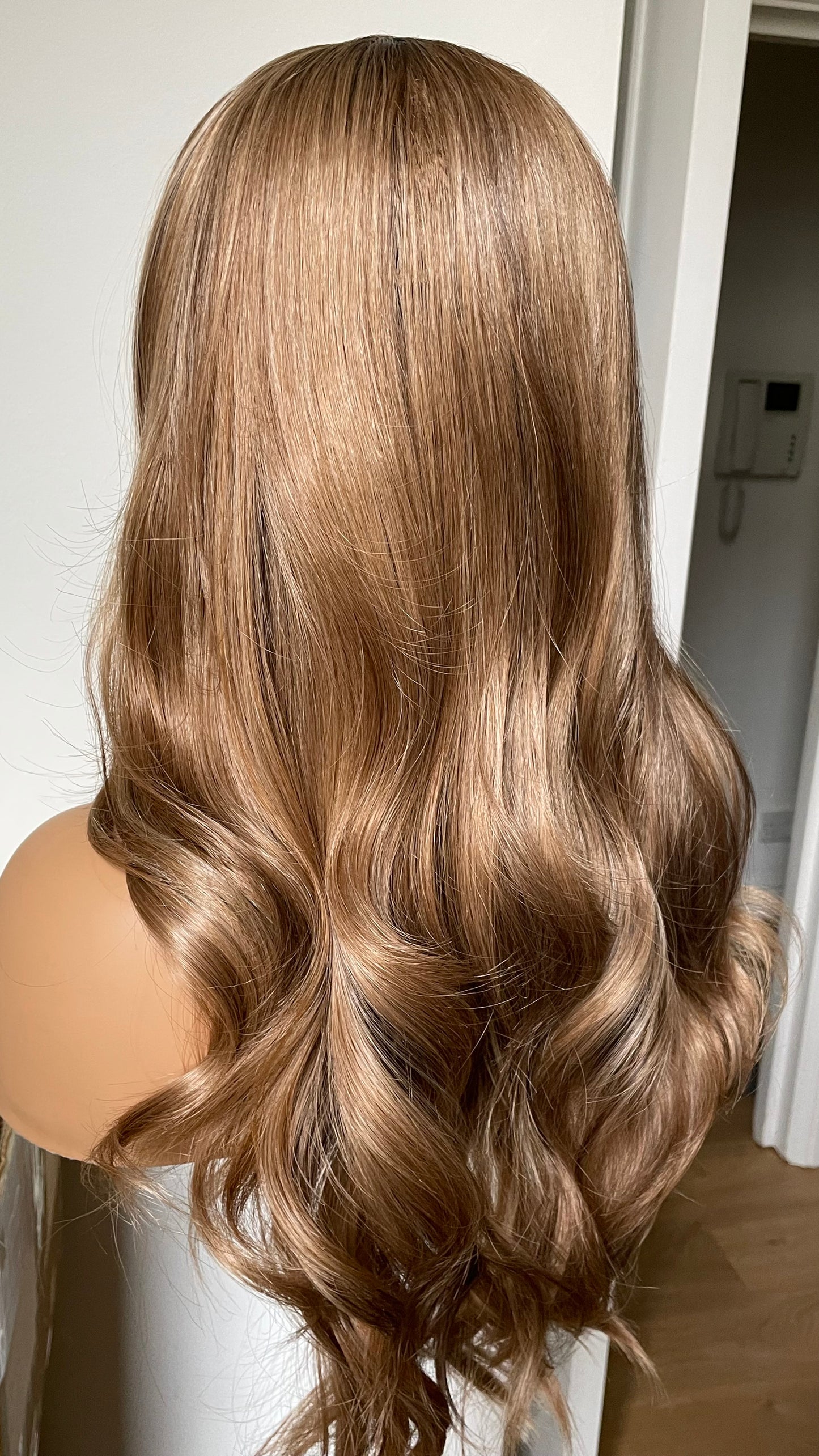 Rooted Dark Blonde Lace Wig With Highlights; Wavy Hair, Heat Resistant Synthetic