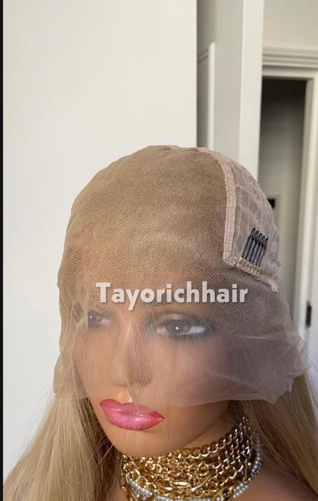 TayoRichHair | 24" Natural Ash Blonde Beach Wavy Lace Front Wig (13x6 Transparent Lace)