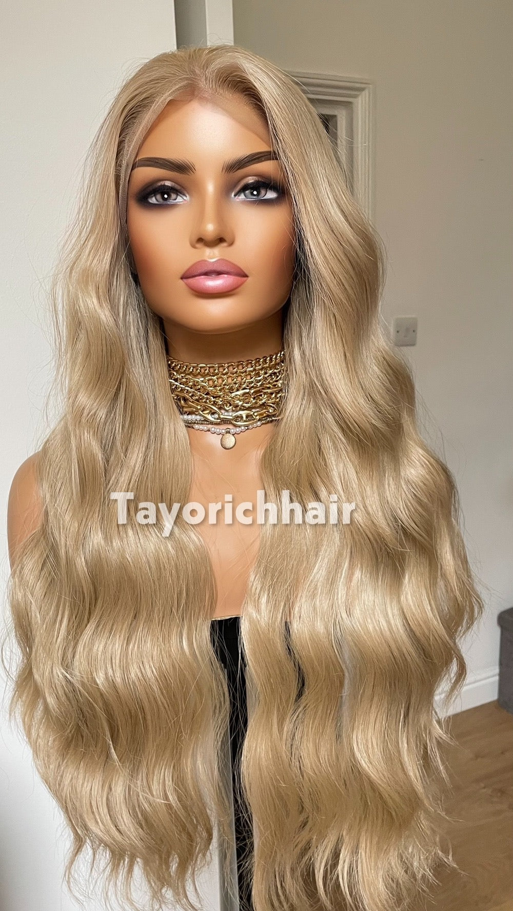 TayoRichHair | 24" Natural Ash Blonde Beach Wavy Lace Front Wig (13x6 Transparent Lace)