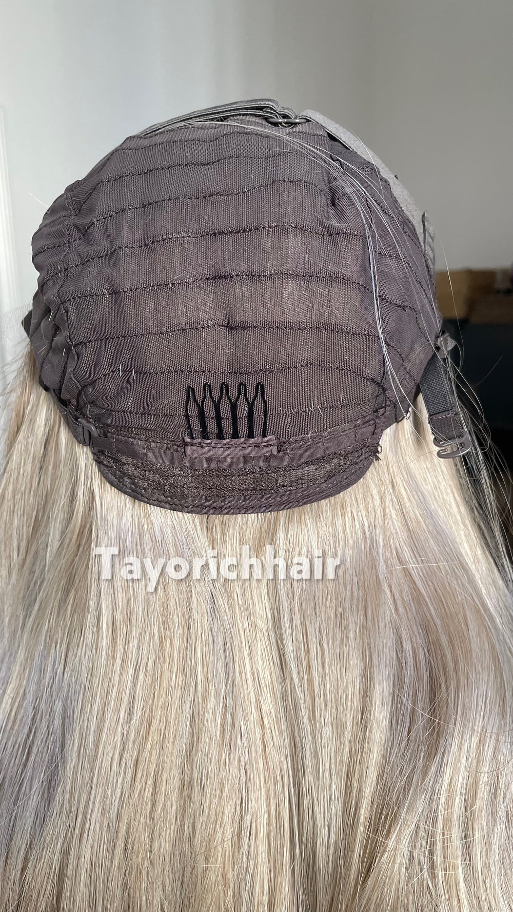 Medium Ash Blonde Wig with Soft Highlights | 22” Layered Wavy Lace Front Wig | Natural Looking Glueless Wig | Tayorichhair
