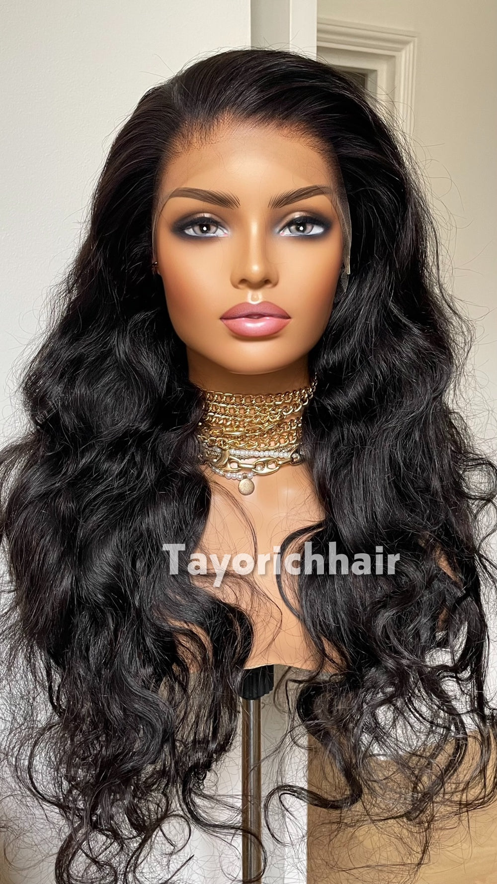 TayoRichHair 13x4 HD Lace Front Loose Wavy Wig – 100% Human Hair (22 Inch, 180% Density, Color 1B, Small Cap, Glueless Fit)