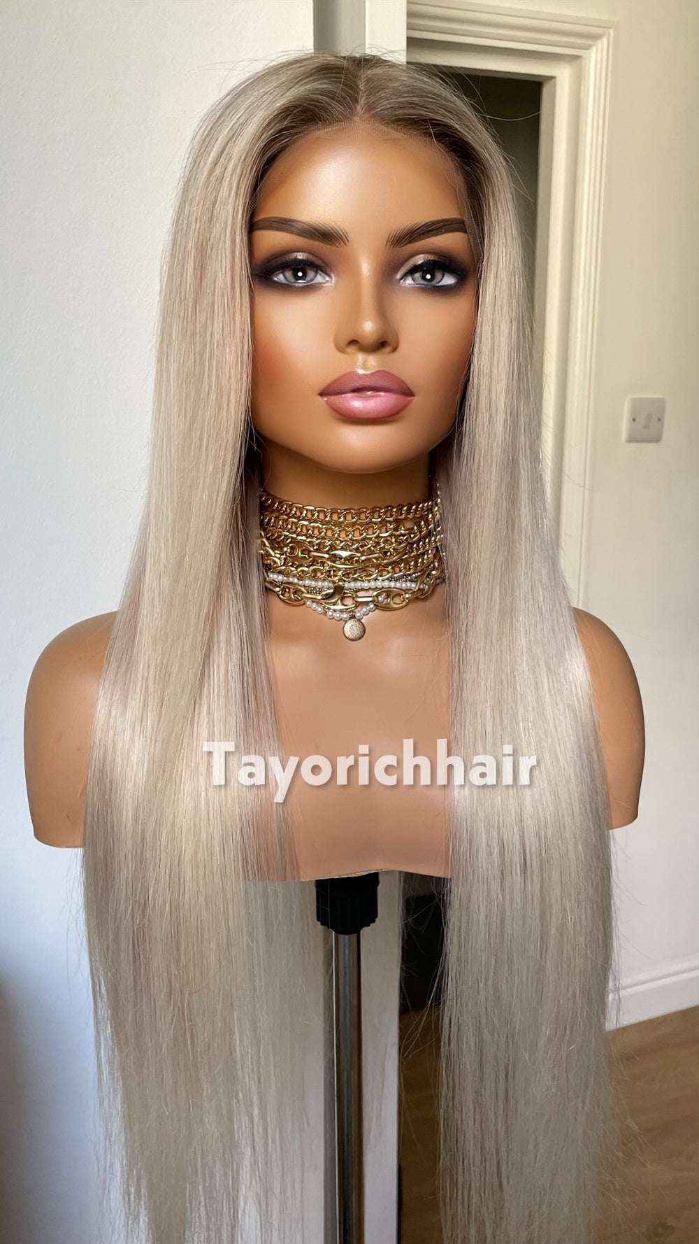 TayoRichHair 13x4 HD Lace Front Ash Platinum Blonde Straight Wig – 100% Human Hair (24 Inch, 200% Density, Dark Roots, Average Cap)