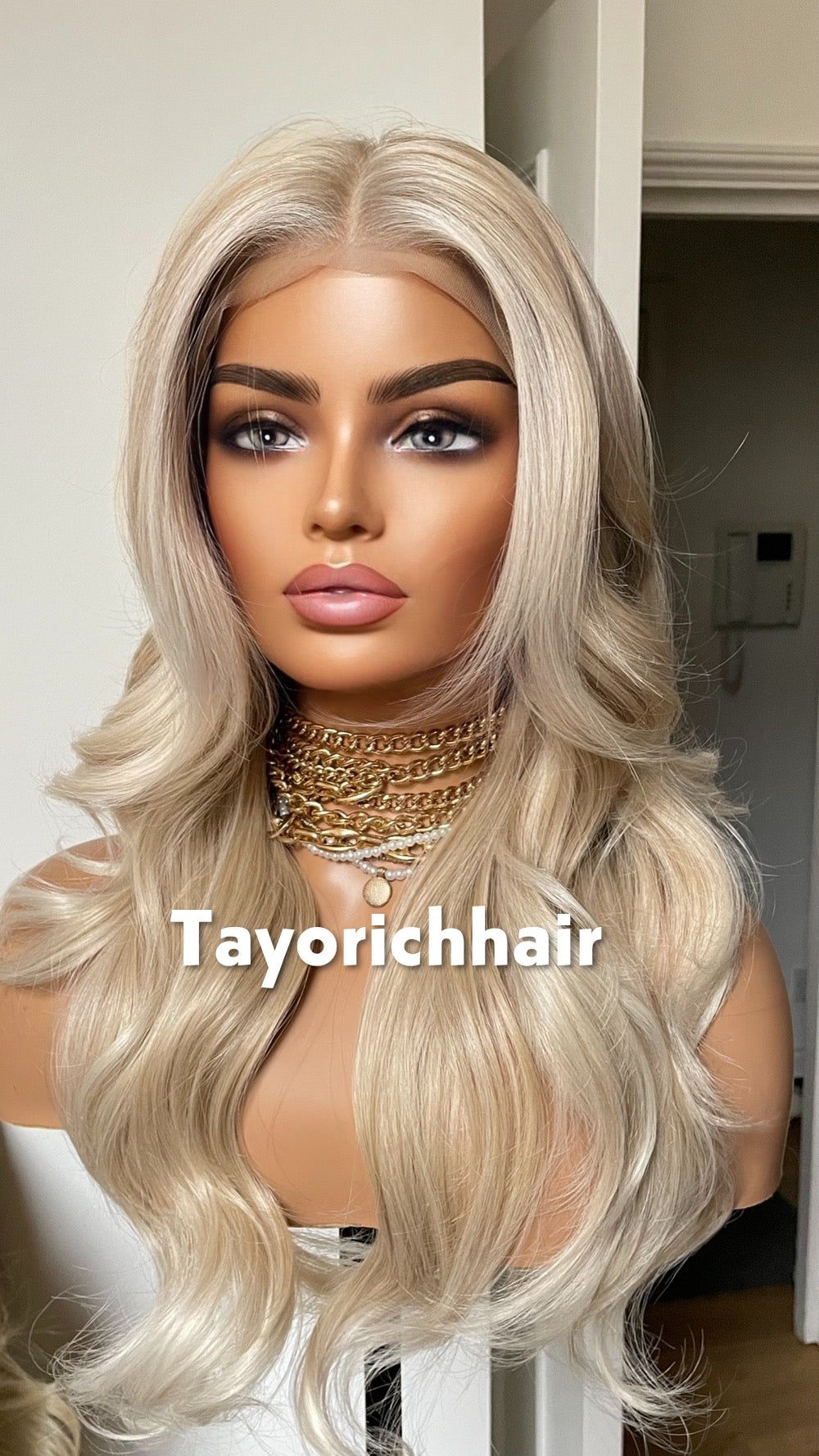 Sandy Blonde Synthetic Wig;Face Framing Highlights, Wavy Hair , Heat Safe Wigs