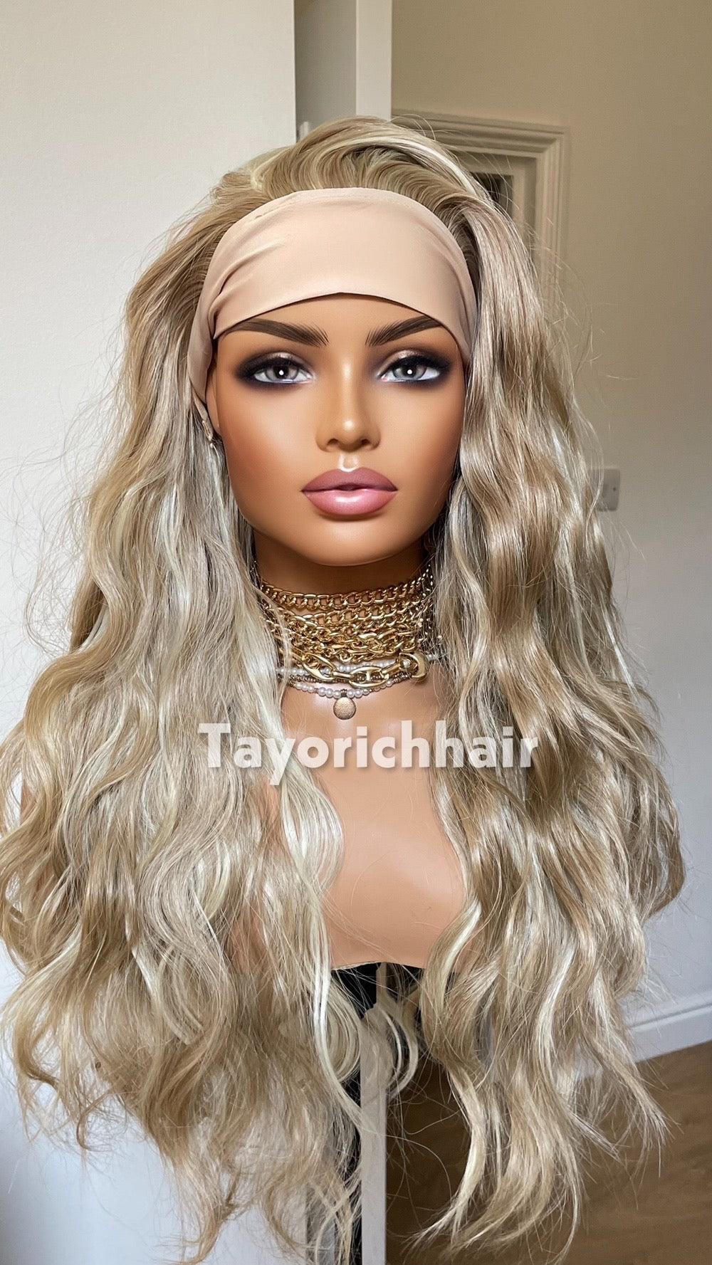 Ponytail Gym Wig With Band / Exercise Wig/ Workout Blonde Wig With Head Band/Heat Safe Synthetic Curly Wig For Running And Daily Workout