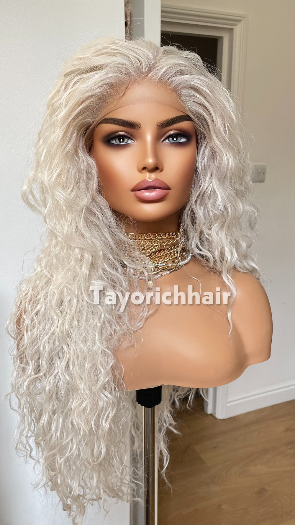 Tayorichhair 22-Inch Platinum Blonde Exotic Curly Synthetic Wig – Dark Roots, 13x3 Transparent Lace Front, Small XS Cap Lightweight Daily Wear Unit